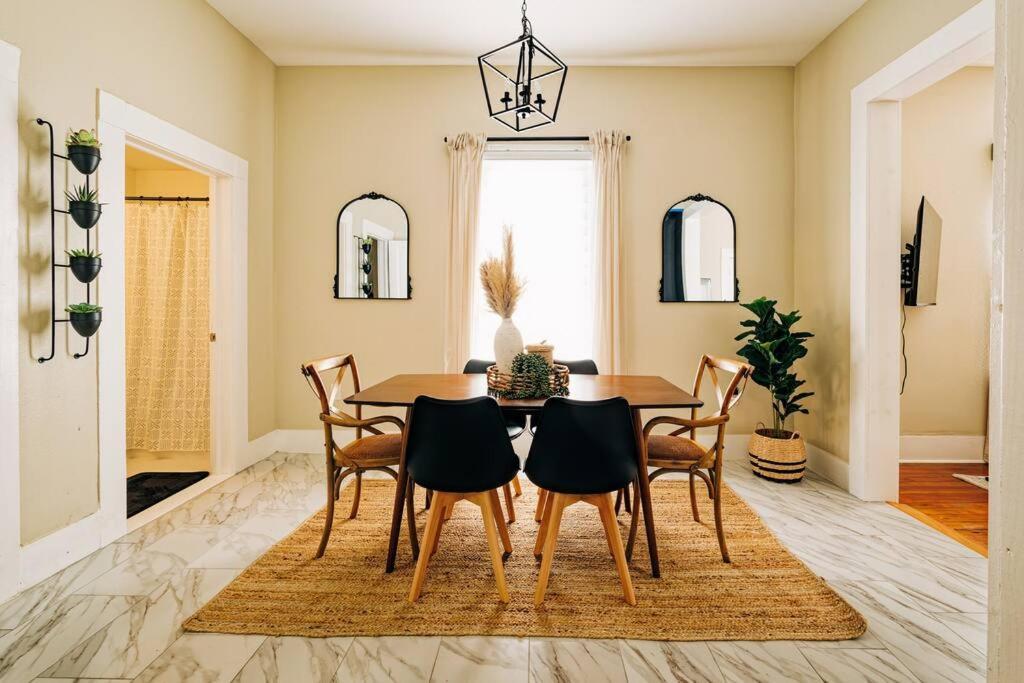Close To Downtown San Antonio,Tx With Private Backyard And Firepit Экстерьер фото