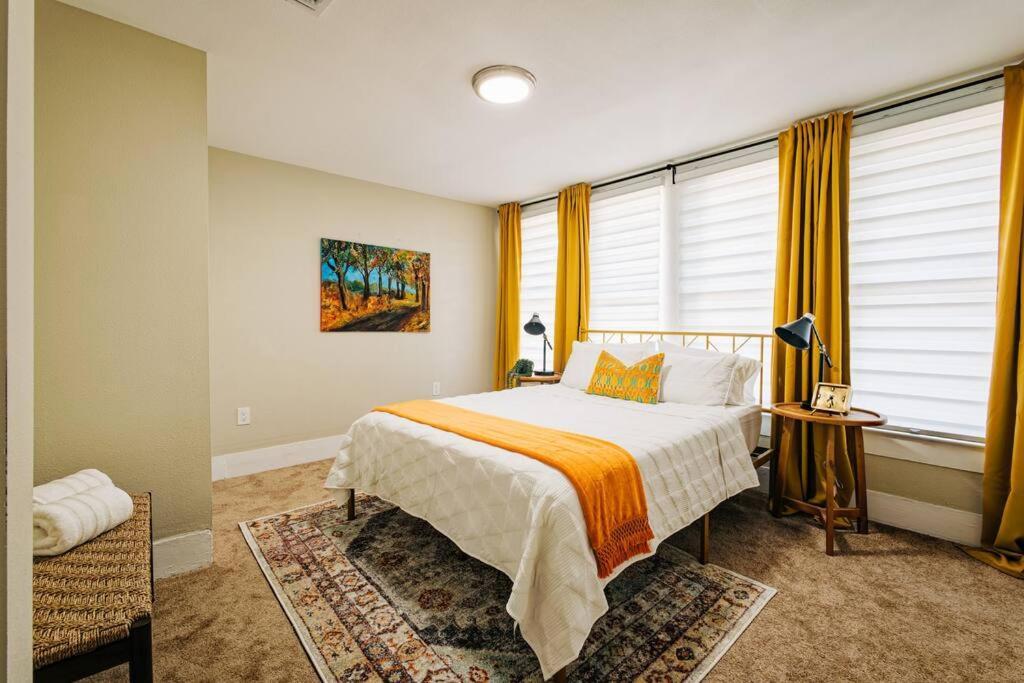 Close To Downtown San Antonio,Tx With Private Backyard And Firepit Экстерьер фото